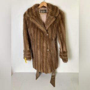 NWT Custom Muskrat Knee Length Fur Coat w Belt, 3 Button Front, Side Pockets